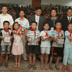 Korean Air Donates Books To School In Wuhan